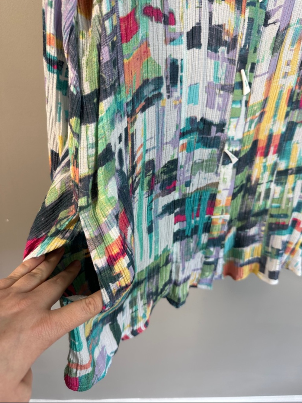 Ali Miles Multicolor Abstract Print Button Front Top Size 1X - Picture 12 of 15